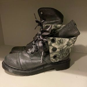 Size 8 Amelie Doc Marten Boots